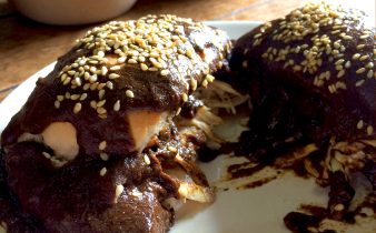 Mole Poblano Cemita